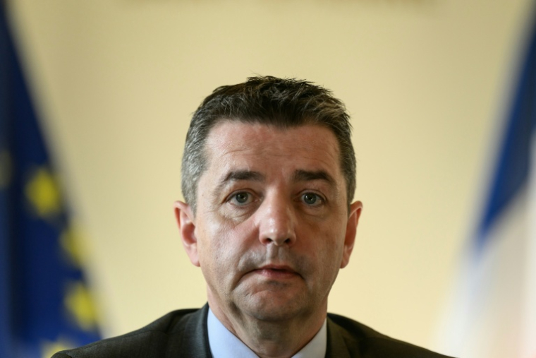Gaël Perdriau, alors maire de Saint-Etienne, lors d'une conférence de presse à l'Hôtel de ville, le 29 janvier 2024 ( AFP / JEFF PACHOUD )