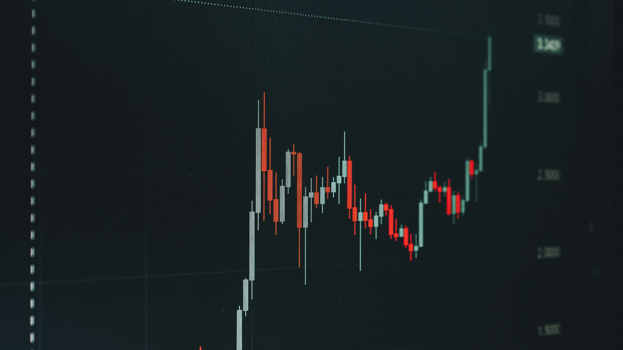 Les flux vers les actifs numériques atteignent des records mensuels, portés par Ethereum
