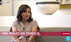 Anne Hidalgo, maire de Paris : "Imaginons des délégations de sportifs naviguant sur la Seine"
