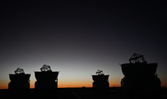 Vue générale de la platforme du Très grand téléscope (VLT), à l'Observatoire européen austral (ESO) de Paranal, dans le désert d'Atacama au Chili, le 27 janvier 2025 ( AFP / RODRIGO ARANGUA )