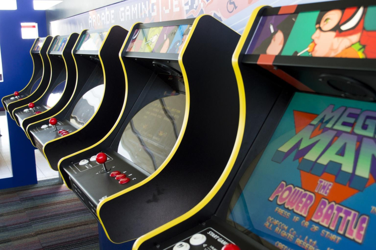 L’éditeur de jeux vidéo Atari vient de signer un accord de licence avec le groupe de construction ICICB pour lancer des hôtels dédiés aux jeux vidéo à Dubaï, à Gibraltar et en Espagne crédit photo : Shutterstock