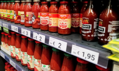 ( AFP / ANDREAS SOLARO )