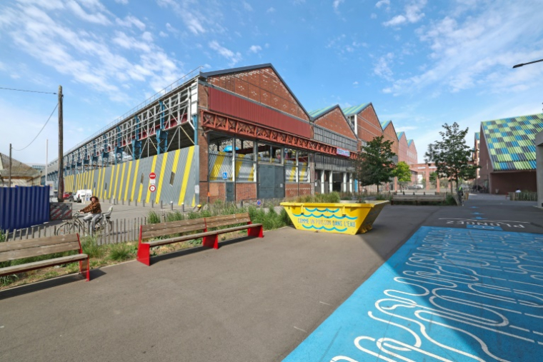 L'ancienne usine monumentale Fives Cail Babcock (FCB) rénovée en éco-quartier Fives Cail après désamiantage, le 21 mai 2025 à Lille, dans le nord de la France ( AFP / FRANCOIS LO PRESTI )