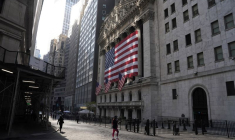 WALL STREET OUVRE EN BAISSE