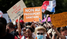 FRANCE: NOUVEAU SAMEDI DE MANIFESTATION CONTRE LE PASS SANITAIRE
