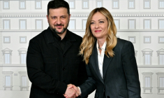 Volodymyr Zelensky et Giorgia Meloni à Rome le 15 avril 2026. ( AFP / Tiziana FABI )