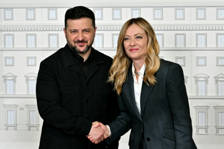 Volodymyr Zelensky et Giorgia Meloni à Rome le 15 avril 2026. ( AFP / Tiziana FABI )