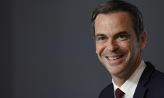 Olivier Véran, le 13 juillet 2023, à Paris ( AFP / Geoffroy VAN DER HASSELT )