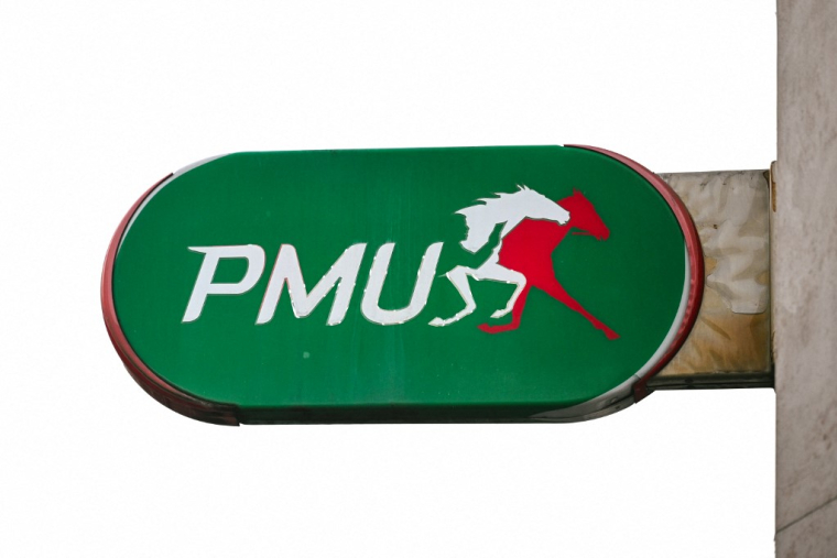 ( AFP / JULIE SEBADELHA )