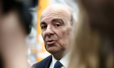 Le PDG de Dassault Aviation Eric Trappier lors de l'inauguration de l'usine à Cergy, près de Paris, le 23 septembre 2025 ( AFP / Thibaud MORITZ )