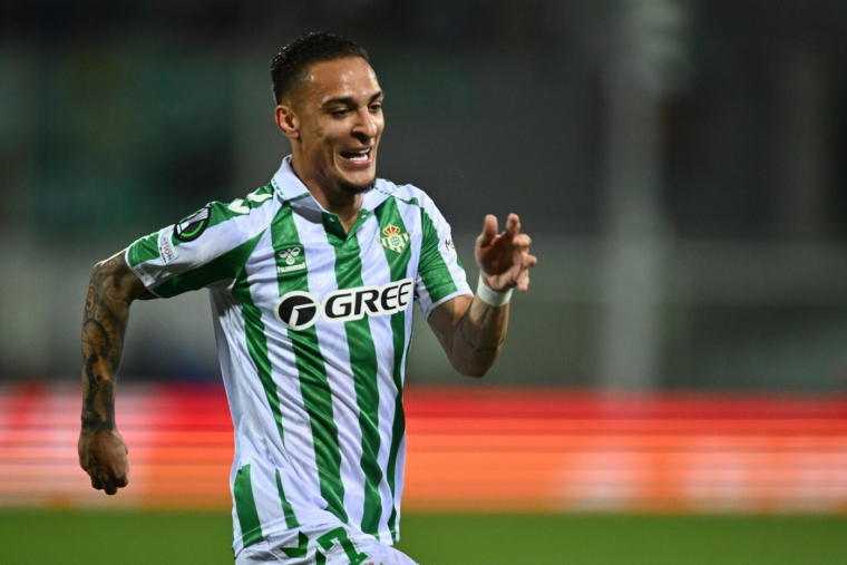 Antony annonce son départ du Betis Séville