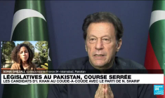 Élections au Pakistan : une course serrée entre le parti d'Imran Khan et celui de Nawaz Sharif