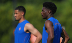 Le milieu de terrain français Aurélien Tchouaméni à l'entraînement pendant la Coupe du monde.