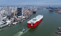 Un navire BYD arrive au port d'Itajai à Santa Catarina