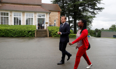 DEUX PROCHES COLLABORATEURS DE MACRON ENTRENT AU GOUVERNEMENT