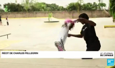 Au Ghana, les filles se mettent au skate