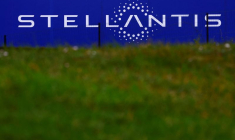 STELLANTIS: DU MOTEUR ESSENCE AUX BATTERIES, ACCORD BIENTÔT SIGNÉ À DOUVRIN