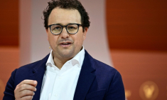 Dario Amodei, patron et cofondateur d'Anthropic, au salon Vivatech, le 22 mai 2024 à Paris ( AFP / JULIEN DE ROSA )
