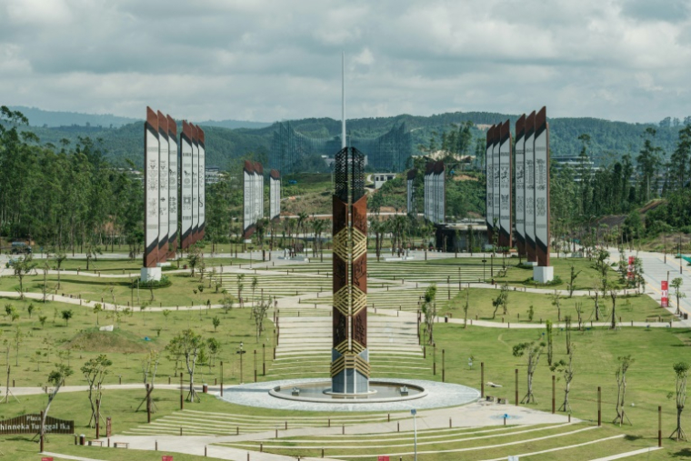 Le monument Point Zero, marquant le point de départ officiel d'Ibu Kota Nusantara (IKN), la nouvelle capitale prévue de l'Indonésie, le 15 août 2025 ( AFP / YASUYOSHI CHIBA )