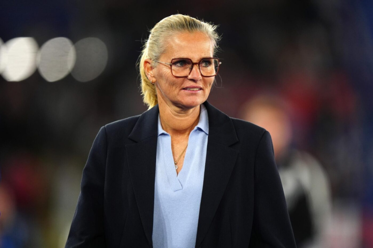 Une double championne d'Europe prolonge à la tête de l'Angleterre