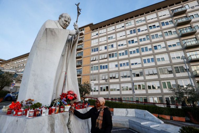 L'hôpital Gemelli, où le pape François est admis pour poursuivre son traitement contre une bronchite