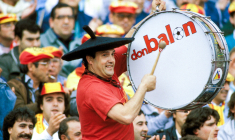 L'Espagne pleure son supporter le plus légendaire