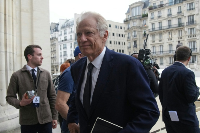 L'ancien Premier ministre Dominique de Villepin à Paris le 9 octobre 2025 ( POOL / Christophe Ena )