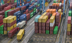 Des conteneurs au port de Ningbo, dans l'est de la Chine, le 28 mai 2025 ( AFP / Hector RETAMAL )