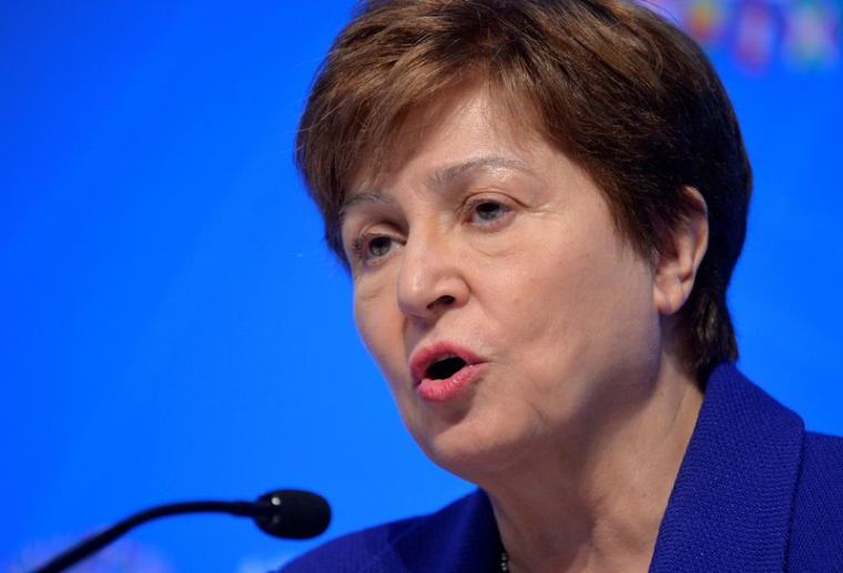 LA FRANCE PRESSE LE FMI D'EXAMINER LE RAPPORT SUR SA DIRECTRICE GÉNÉRALE