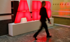 ABB ÉTUDIE SES OPTIONS POUR VENDRE SA DIVISION POWER GRIDS