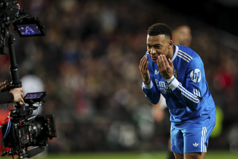 « Tête de bite » : le craquage de Kylian Mbappé contre les arbitres