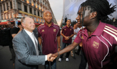 Bafé Gomis au soutien de Jean-Michel Aulas pour les municipales