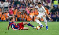 Pedri et Ferran Torres recruteraient Kylian Mbappé au Barça