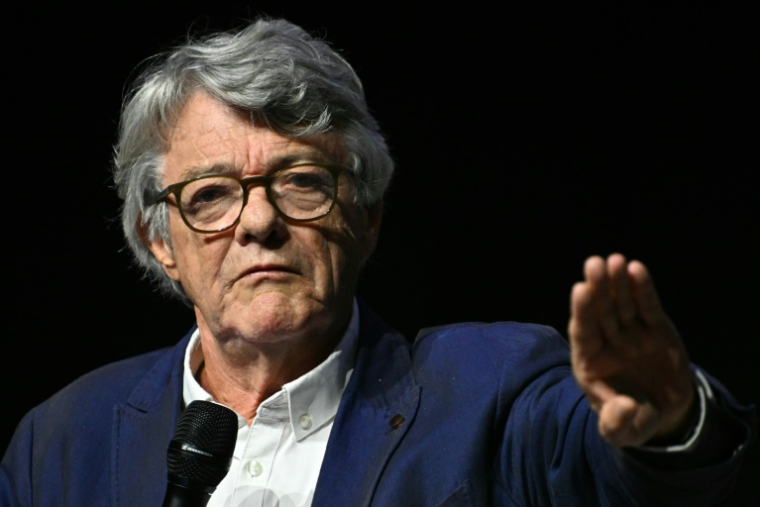 L'ancien ministre Jean-Louis Borloo prononce un discours à Aussonne, en Haute-Garonne, le 9 octobre 2025 ( AFP / Lionel BONAVENTURE )