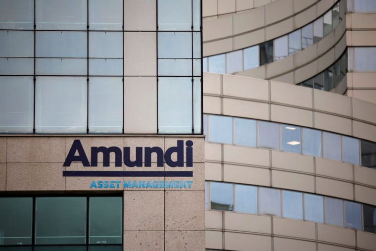 Logo d'Amundi à l'extérieur du siège de la société à Paris