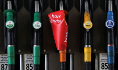 Pistolet de carburant hors service dans une station-service aux Sorinières