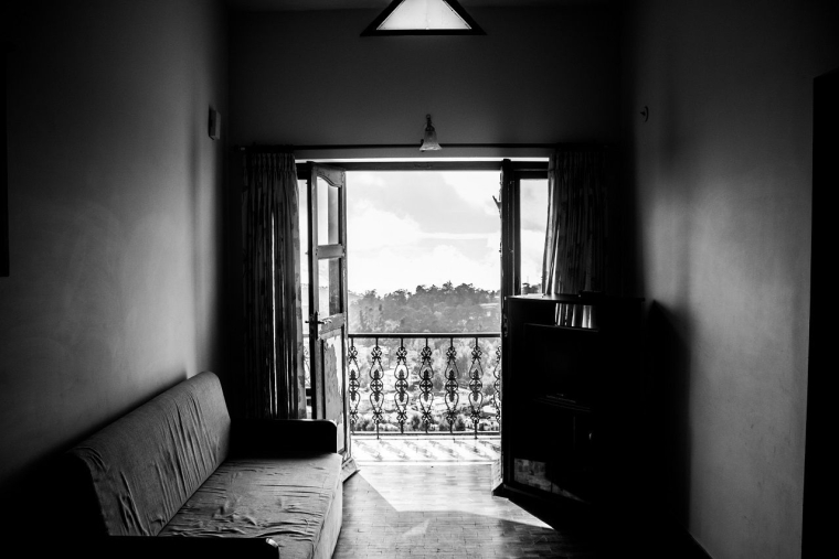 La nouvelle ministre chargée du logement a fait de la lutte contre l’habitat indigne sa priorité. (Crédits photo : Unsplash - Kevin Fernandez )