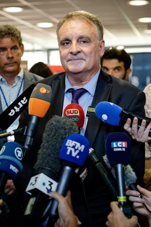 Eric Berton, le président d'Aix-Marseille Université, à la conférence de presse d'accueil des chercheurs américains, à Marseille le 26 juin 2025 ( AFP / CLEMENT MAHOUDEAU )