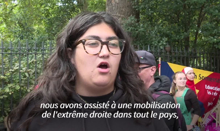 L'extrême droite réunit jusqu'à 150.000 personnes à Londres, incidents avec la police