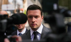 Jordan Bardella à Paris, le 20 avril 2026. ( AFP / DIMITAR DILKOFF )