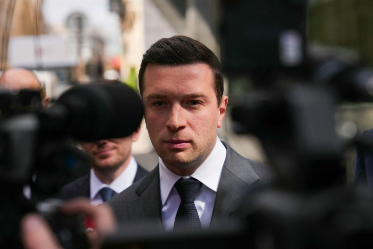 Jordan Bardella à Paris, le 20 avril 2026. ( AFP / DIMITAR DILKOFF )