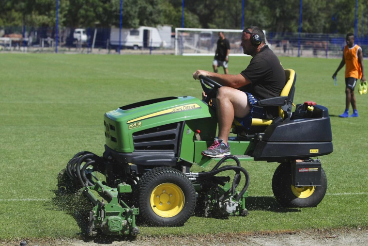 Mais au fait, ça veut dire quoi Farmers League ?