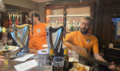 « Une ambiance surréaliste ! » – En immersion dans le pub irlandais transformé en fan zone ivoirienne