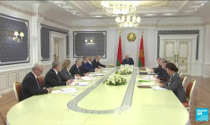 Biélorussie : Loukachenko veut éviter que la crise migratoire ne dégénère en "confrontation"