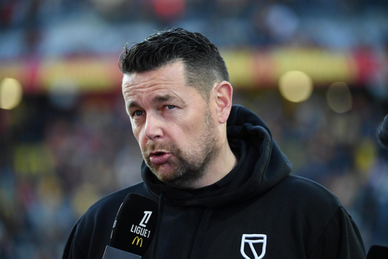 Pierre Sage séduit par l'attitude de ses joueurs face à Lyon