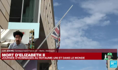 Décès d'Elizabeth II : une longue tradition de liens avec l'Allemagne, Berlin rend hommage à la reine