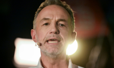 Emmanuel Grégoire à Paris le 14 janvier 2026 ( AFP / Martin LELIEVRE )