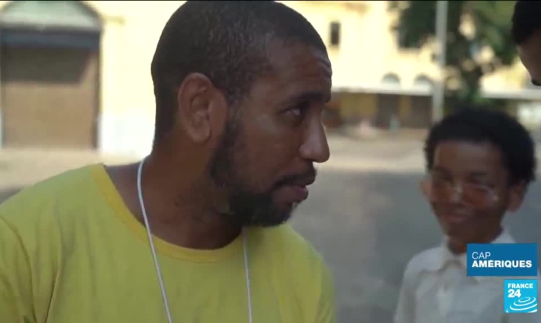 Les citoyens "invisibles" du Brésil : des personnes sans identité et dépourvues de droits
