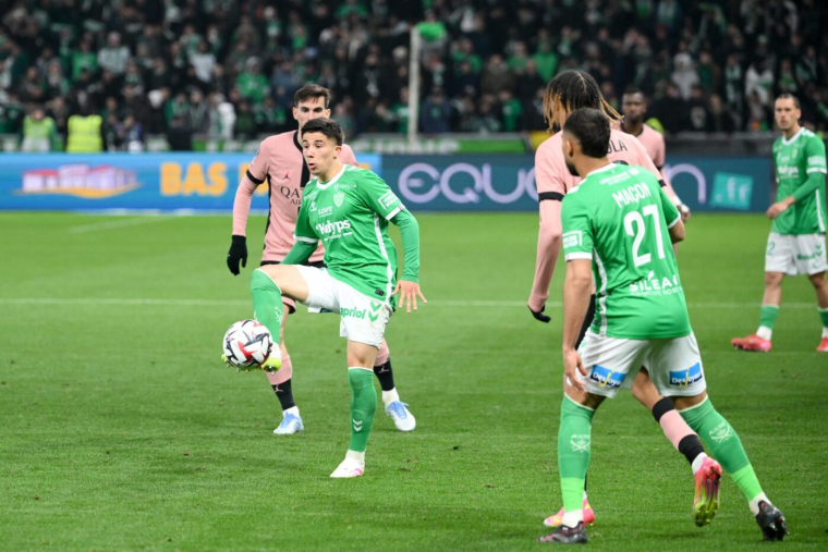 L’AS Saint-Étienne fait la part belle aux joueurs du cru, pas le Stade de Reims