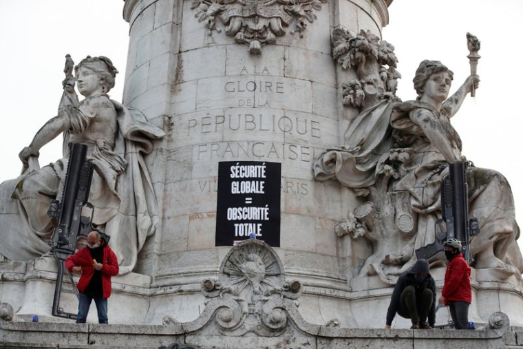LE SÉNAT ADOPTE LA PROPOSITION DE LOI "SÉCURITÉ GLOBALE"